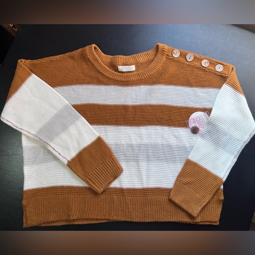NWT Full Circle Trends Womens Sweater size Large